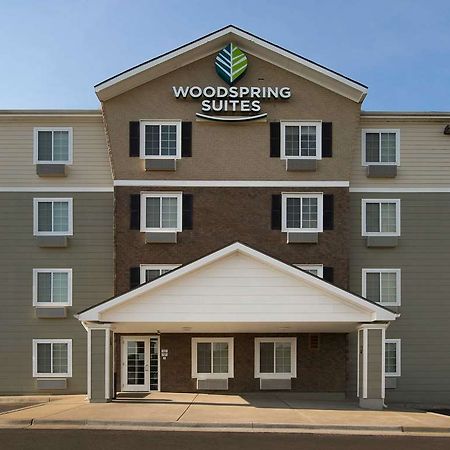 Woodspring Suites Kansas City Mission Merriam ภายนอก รูปภาพ